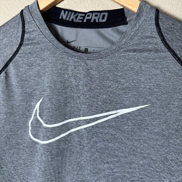 NIKE PRO Dri-Fit FItted Athletic Work Out Shirt Size Large Mesh Details - Picture 4 of 11